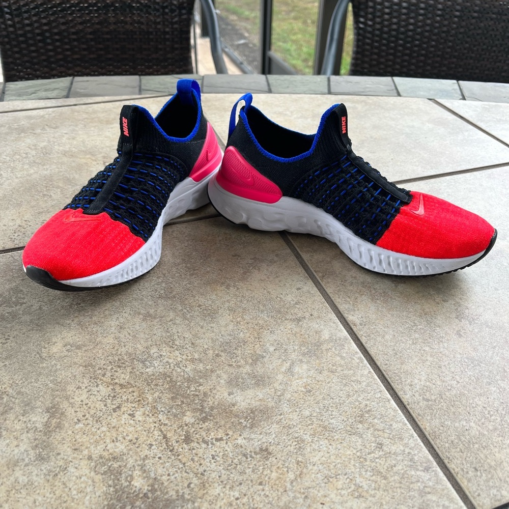 EUC Nike React Phantom!